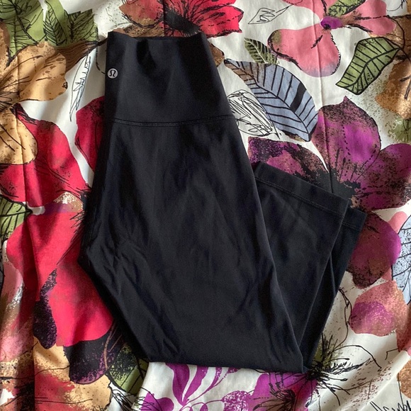 Lululemon Wunder Under Crop High-Rise *Curve 17" - Picture 4 of 8